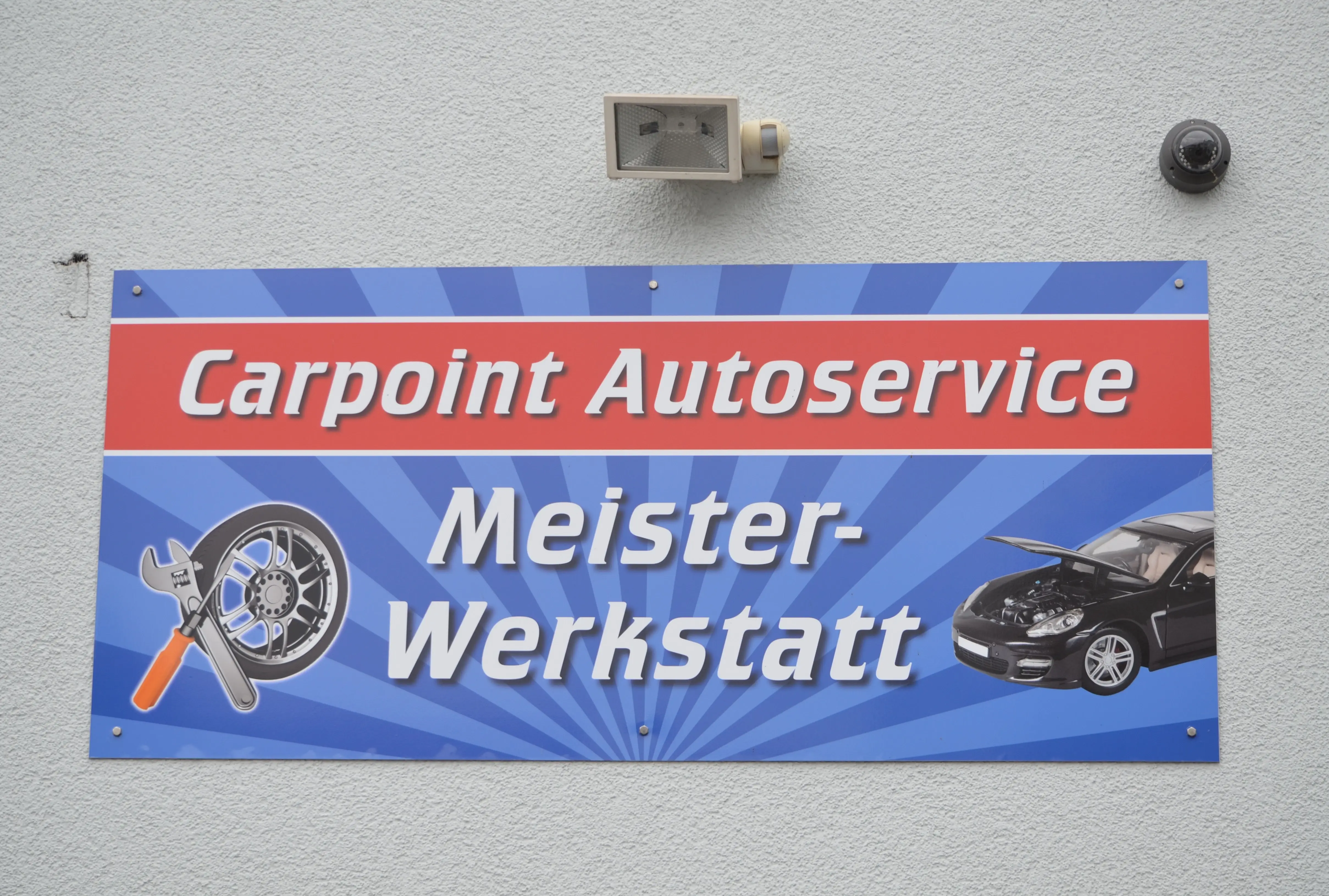 Ruhige Werkstattumgebung bei Carpoint Autoservice GmbH