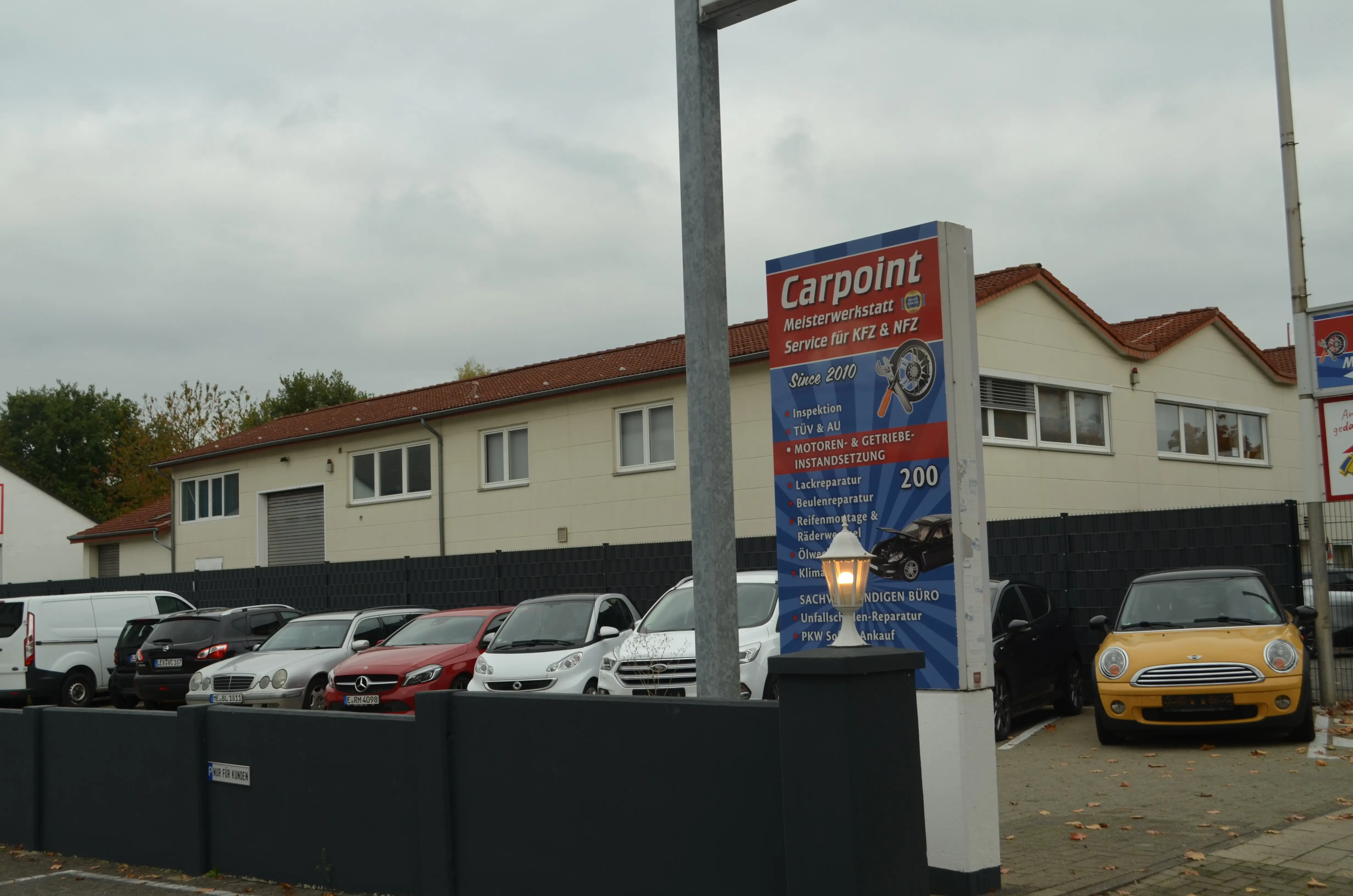 Team von Carpoint Autoservice GmbH in der Werkstatt